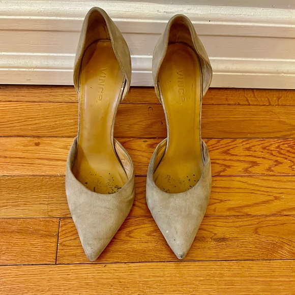 VINCE Celeste Suede D’ Orsay Heel Pump Taupe. Size 39 - Picture 3 of 4